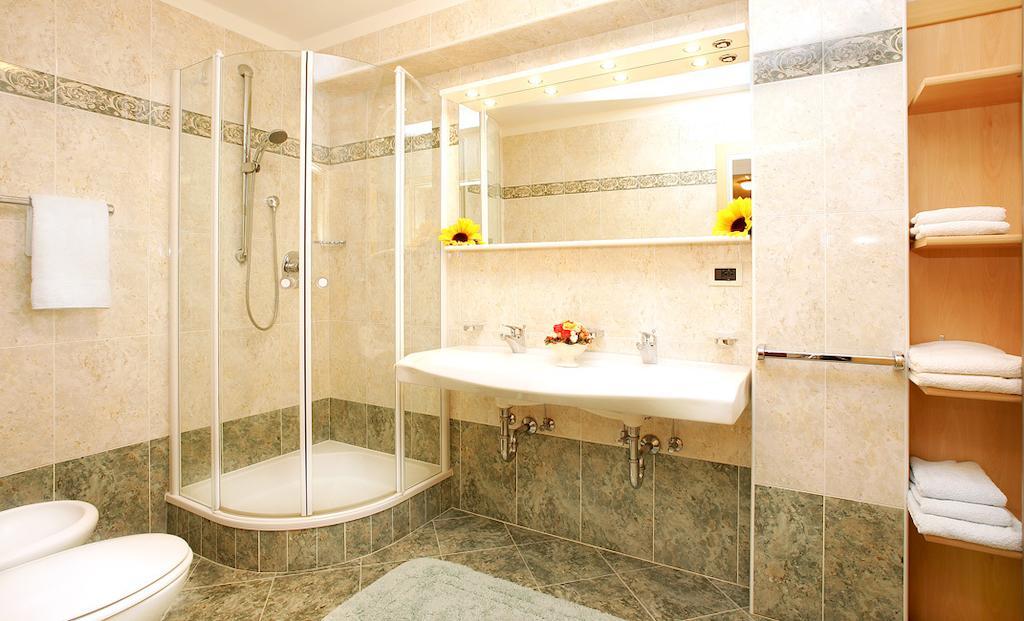 Apartments La Baita Santa Cristina Val Gardena Phòng bức ảnh